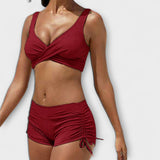 tyylikkäät bikinit