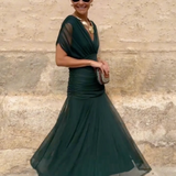 juhlamekko elegantti