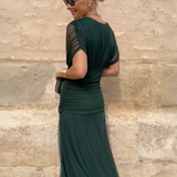 juhlamekko elegantti