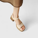 Elegantit sandaalit