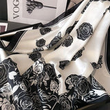 Huivi 100 % silkkiä 68 cm