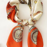 Foulard 100% silkkiä 68 cm