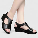 Elegantit sandaalit